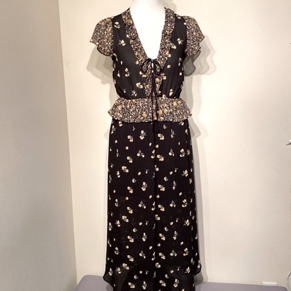 re:named Maxi Dress in Black Floral Pattern size Small